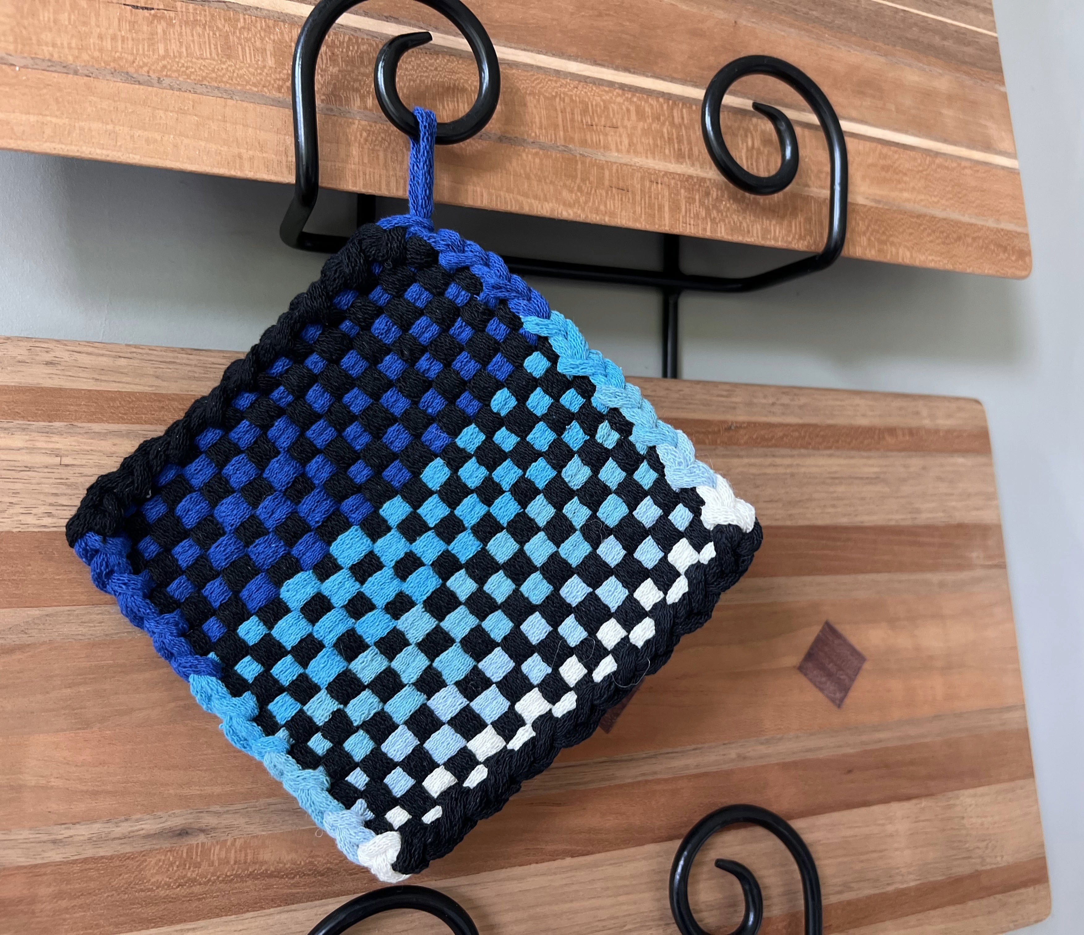 Handmade Loom Potholder – Midnight Ombre: Black to Teal to White